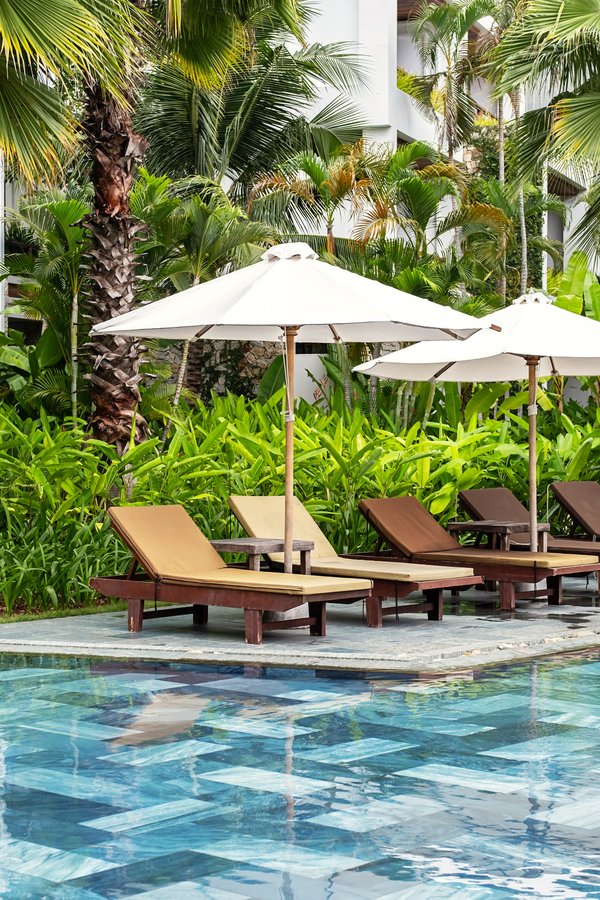 France Import : les avantages avec un parasol de luxe